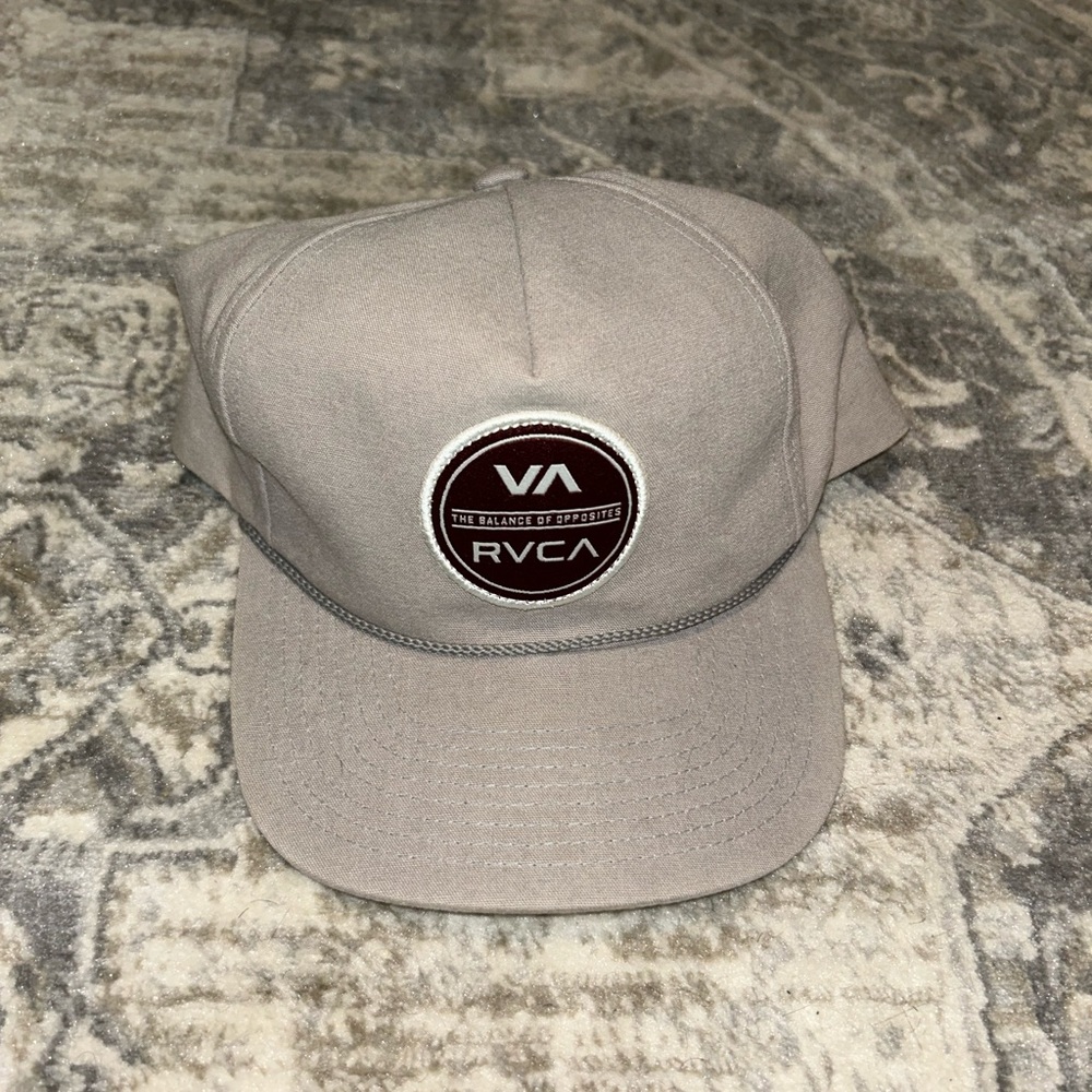 RVCA hat khaki/maroon